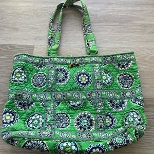Vera Bradley Cupcakes Green (Retired Print) Tote